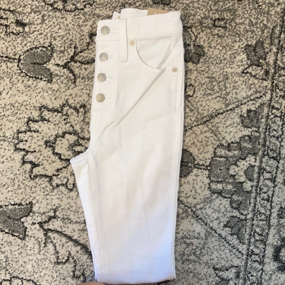 Madewell 10” High Rise Skinny Crop in Pure White